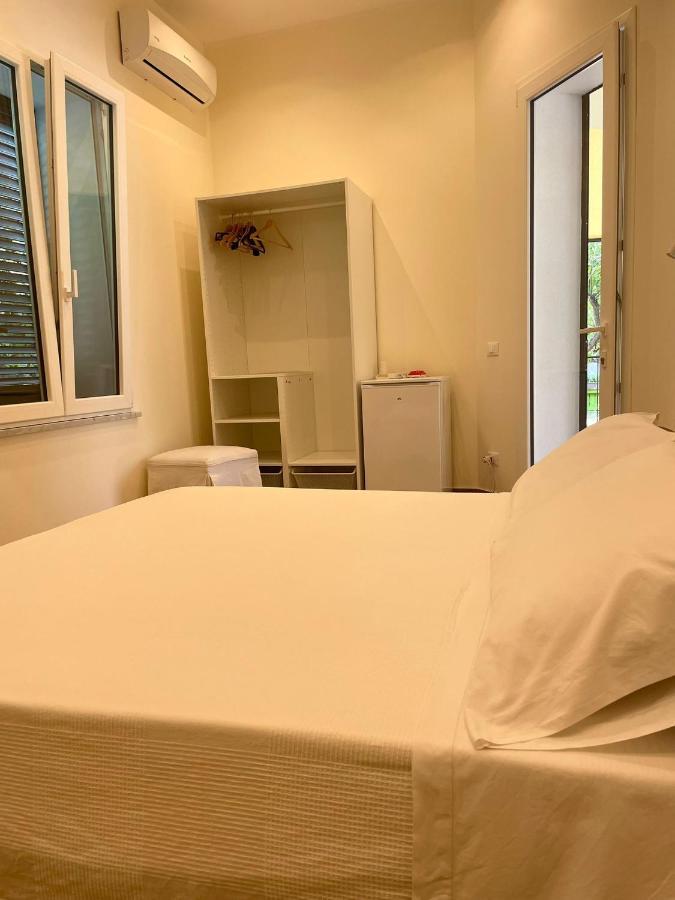 Alemar Bed & Breakfast Мондело Екстериор снимка